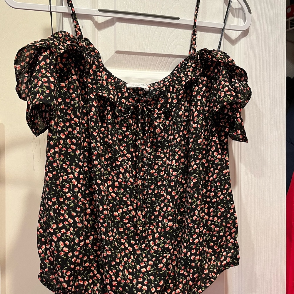 Adorable Floral Off the Shoulder Crop Top